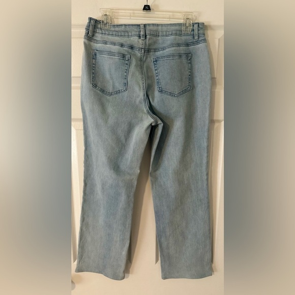 Women’s J.McLaughlin Light Blue Pockets Jeans. Size 8. - Picture 5 of 7